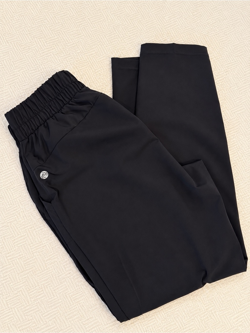 Apana Black Women's Jogger Track Pants